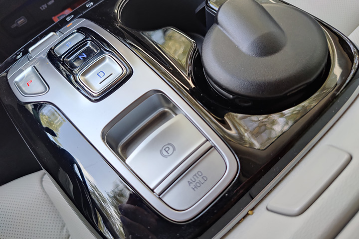 יונדאי טוסון 1.6 טורבו - פנים הרכב